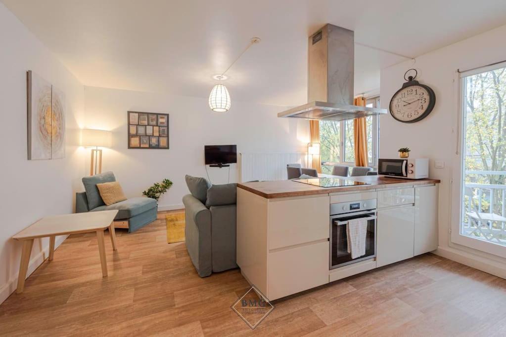 Appartement Proche De Disneyland Bmyguest トルシー エクステリア 写真